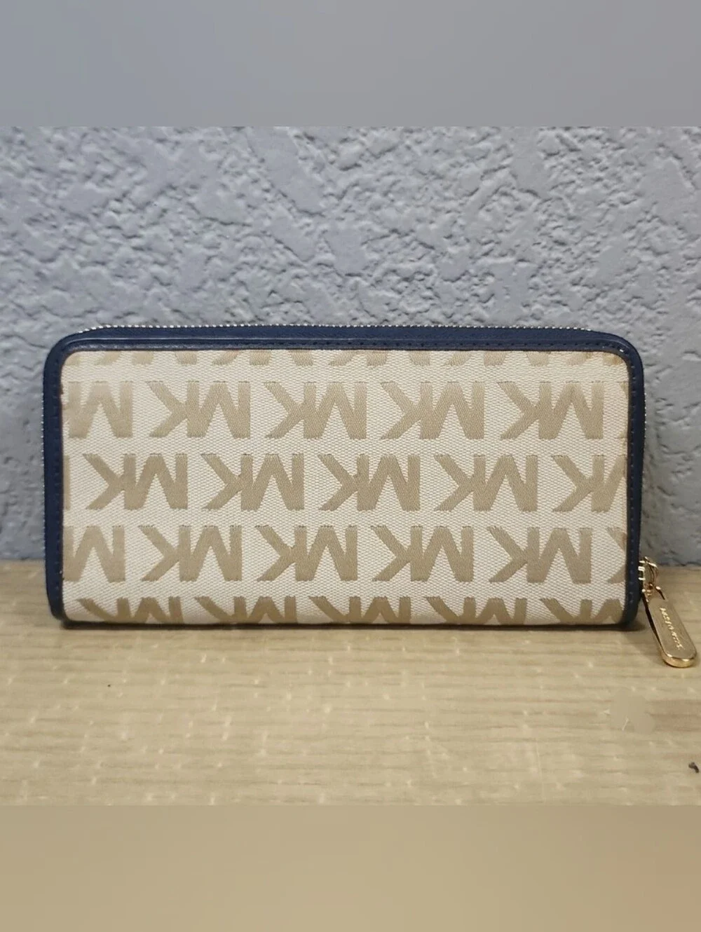 Michael Kors Beige MK Logo Zip Wallet with Navy Trim